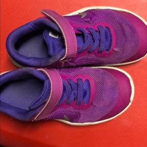 Little girls sneakers